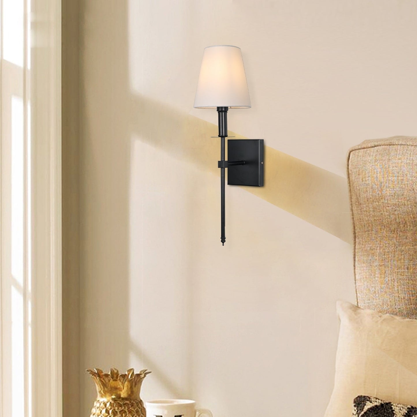 Applique murale à 1 lumière avec abat-jour en tissu blanc
