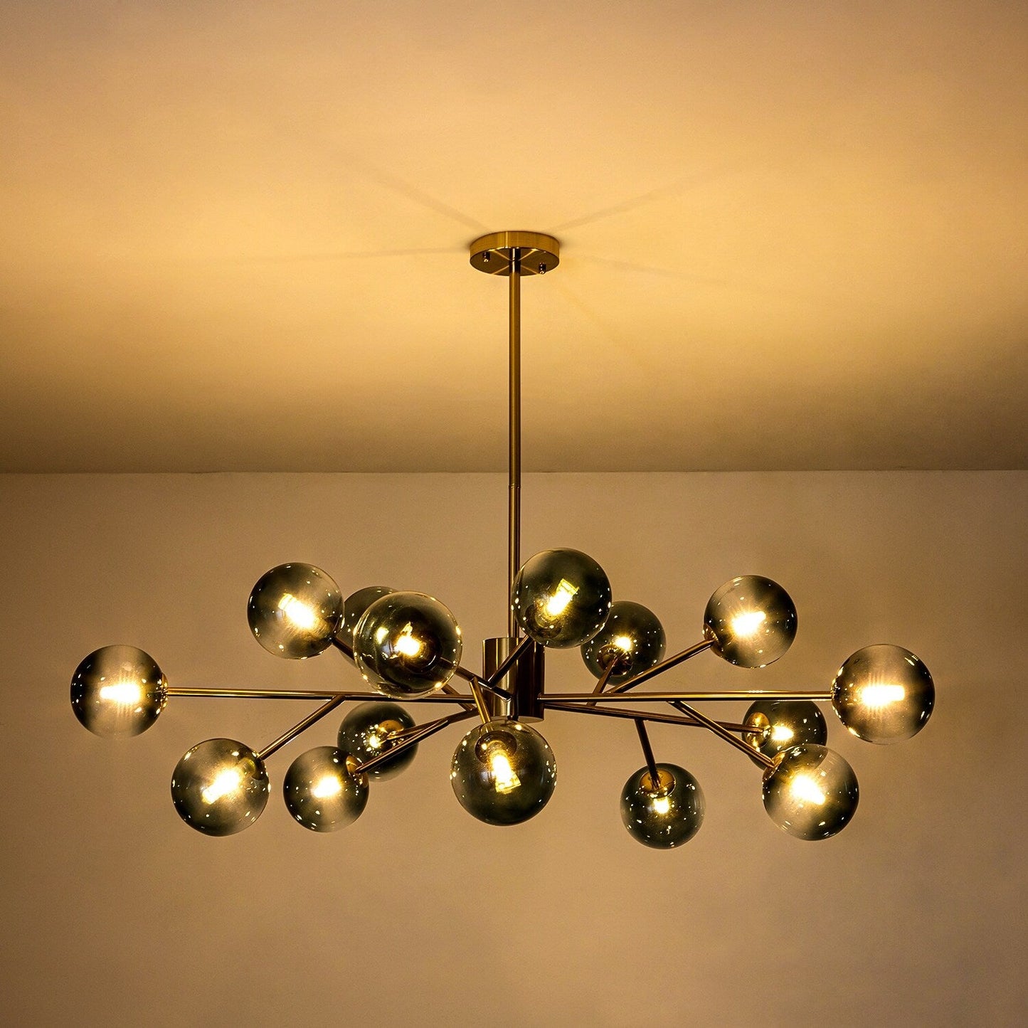 Lustre linéaire moderne à 15 lumières pour îlot de cuisine Sputnik, composé de branches et de bulles en verre