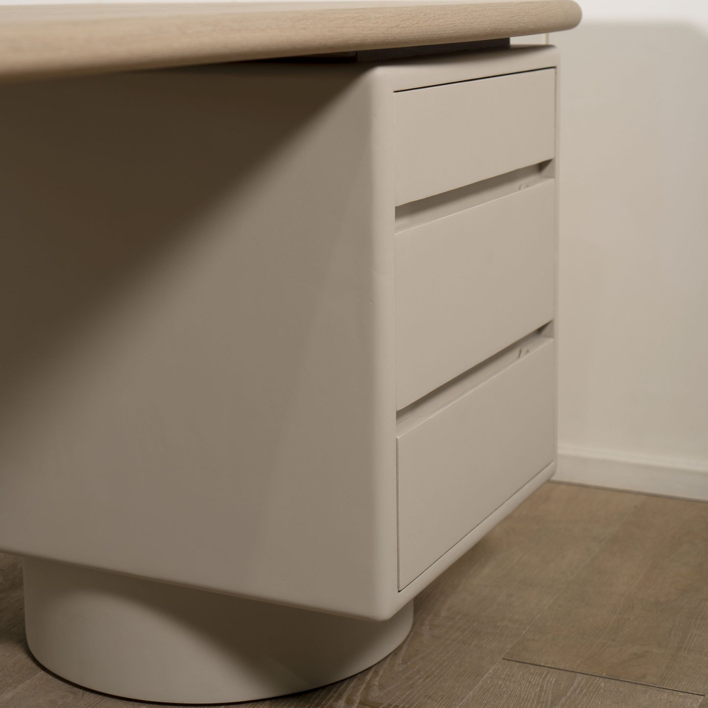 Bureau Edward