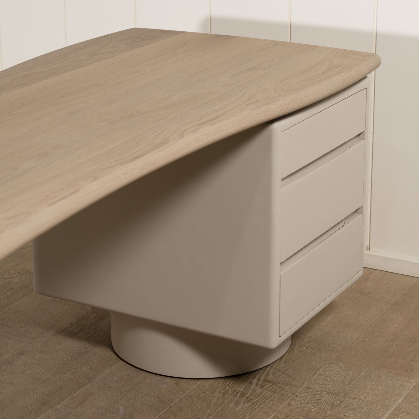 Bureau Edward