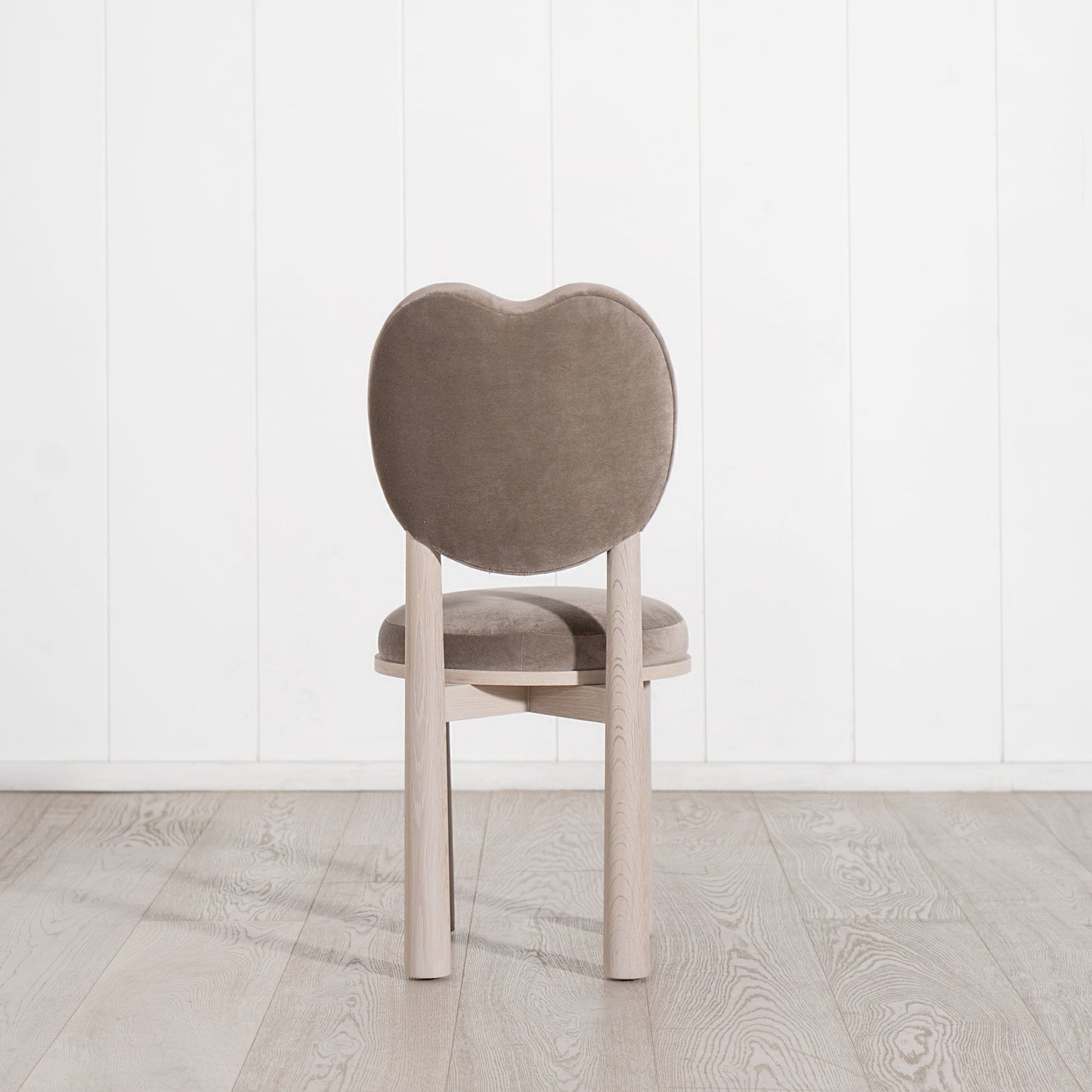 Chaise de salle à manger violette