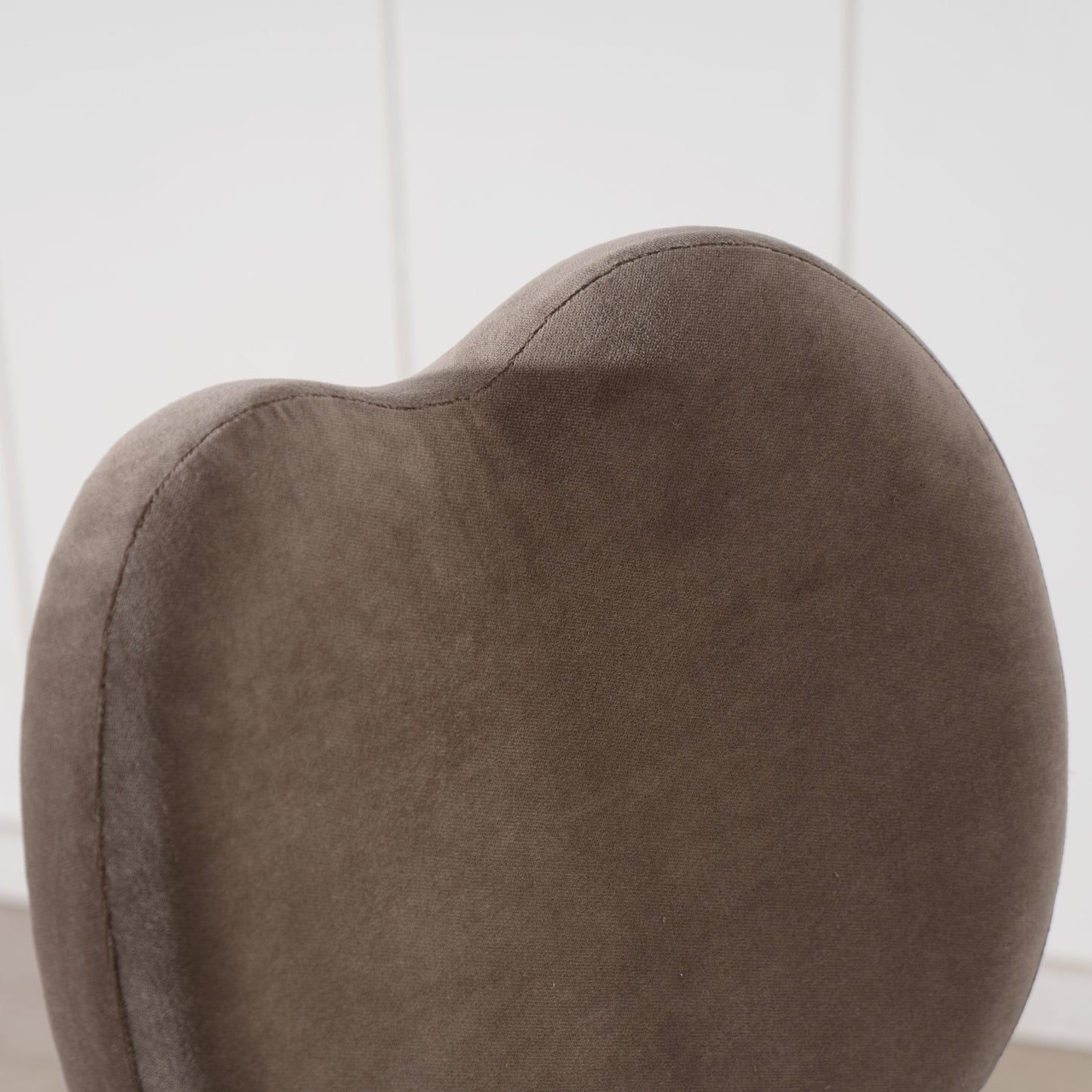 Chaise de salle à manger violette