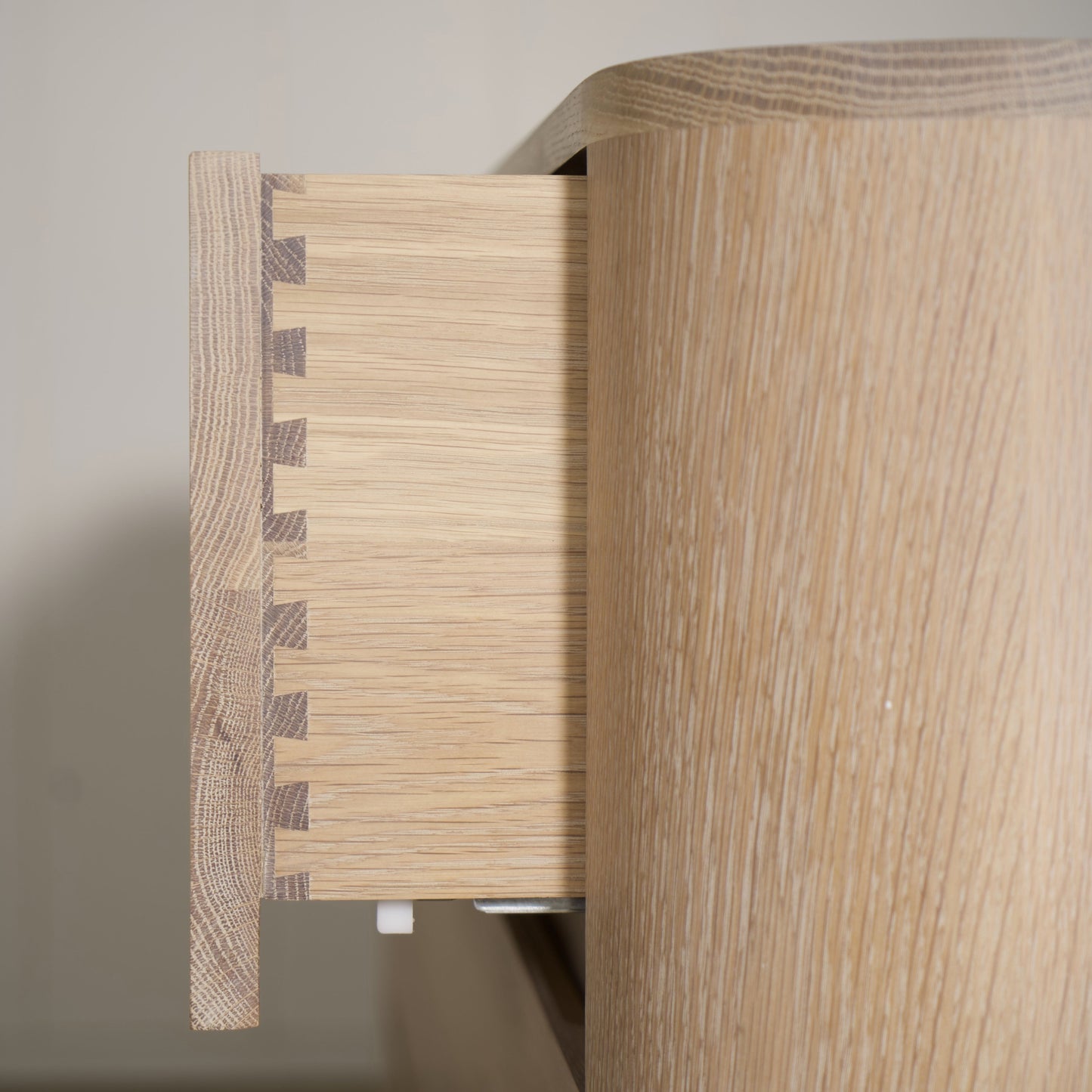Commode plate Sierra