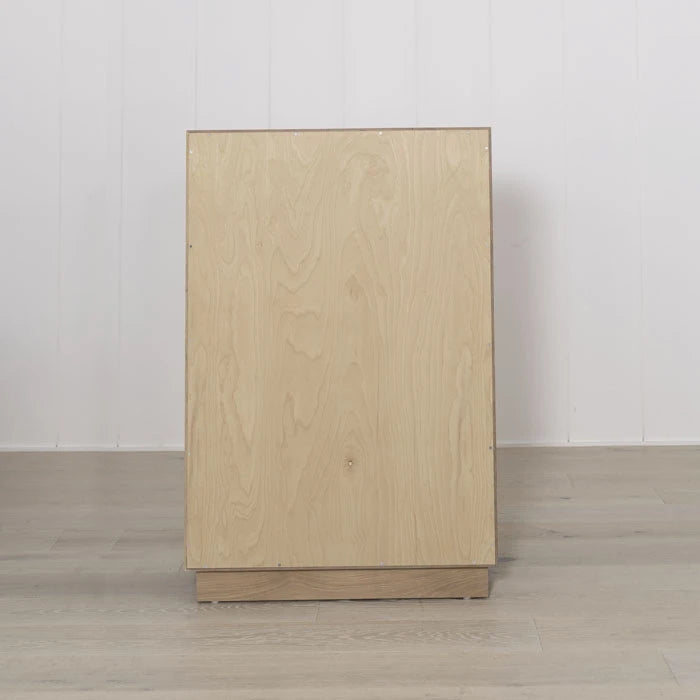 Commode haute conique