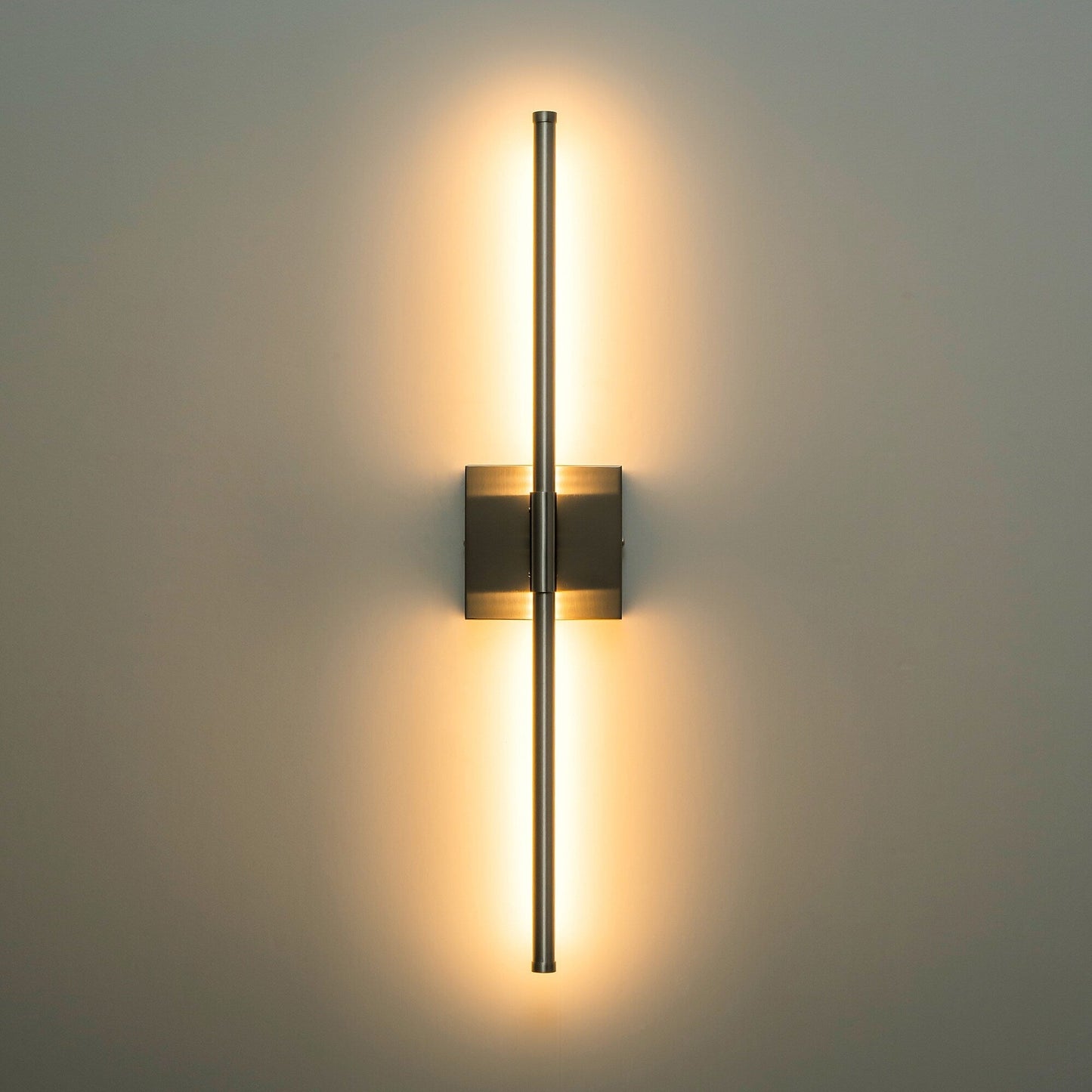 Applique murale de salle de bain à 1 lumière, linéaire et moderne, à intensité variable, à DEL intégrée, de 23,6 po