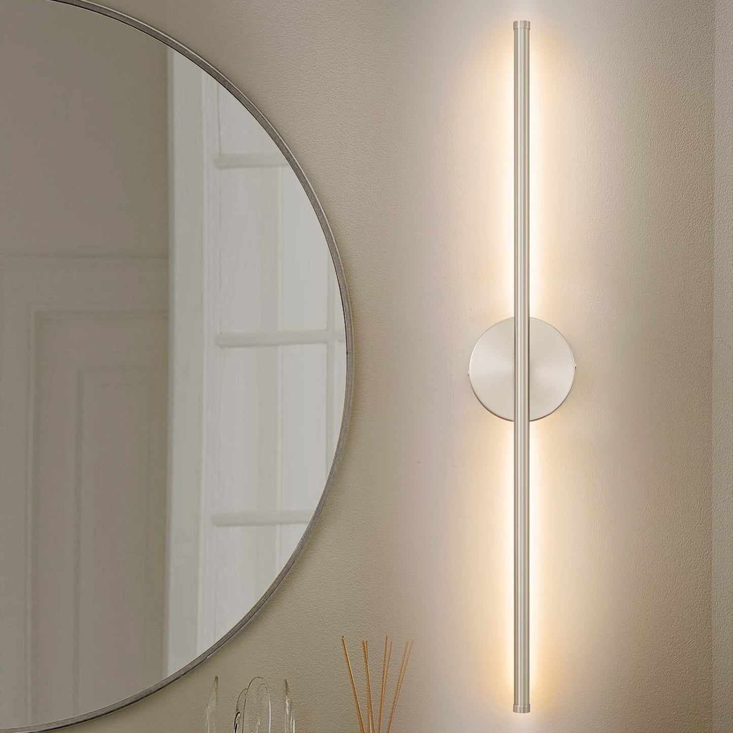Applique murale linéaire moderne à 1 ampoule, noire, dorée et nickel, à LED, à intensité variable, pour salle de bain