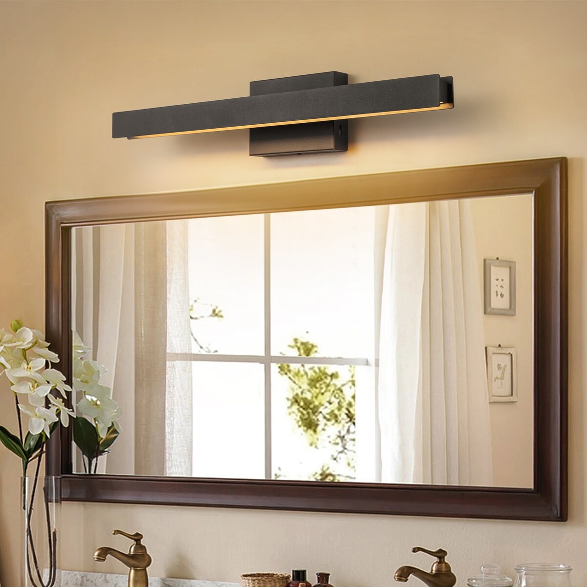 Applique murale LED intégrée rotative et linéaire noire moderne à 1 ampoule, à intensité variable et à changement de couleur