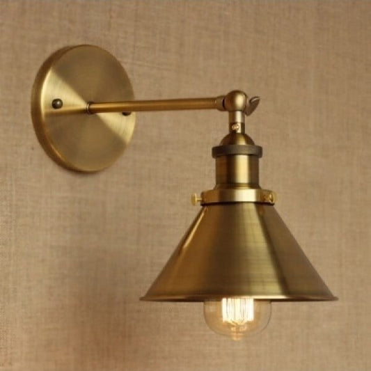 Applique murale 1 lumière avec abat-jour conique en métal, laiton