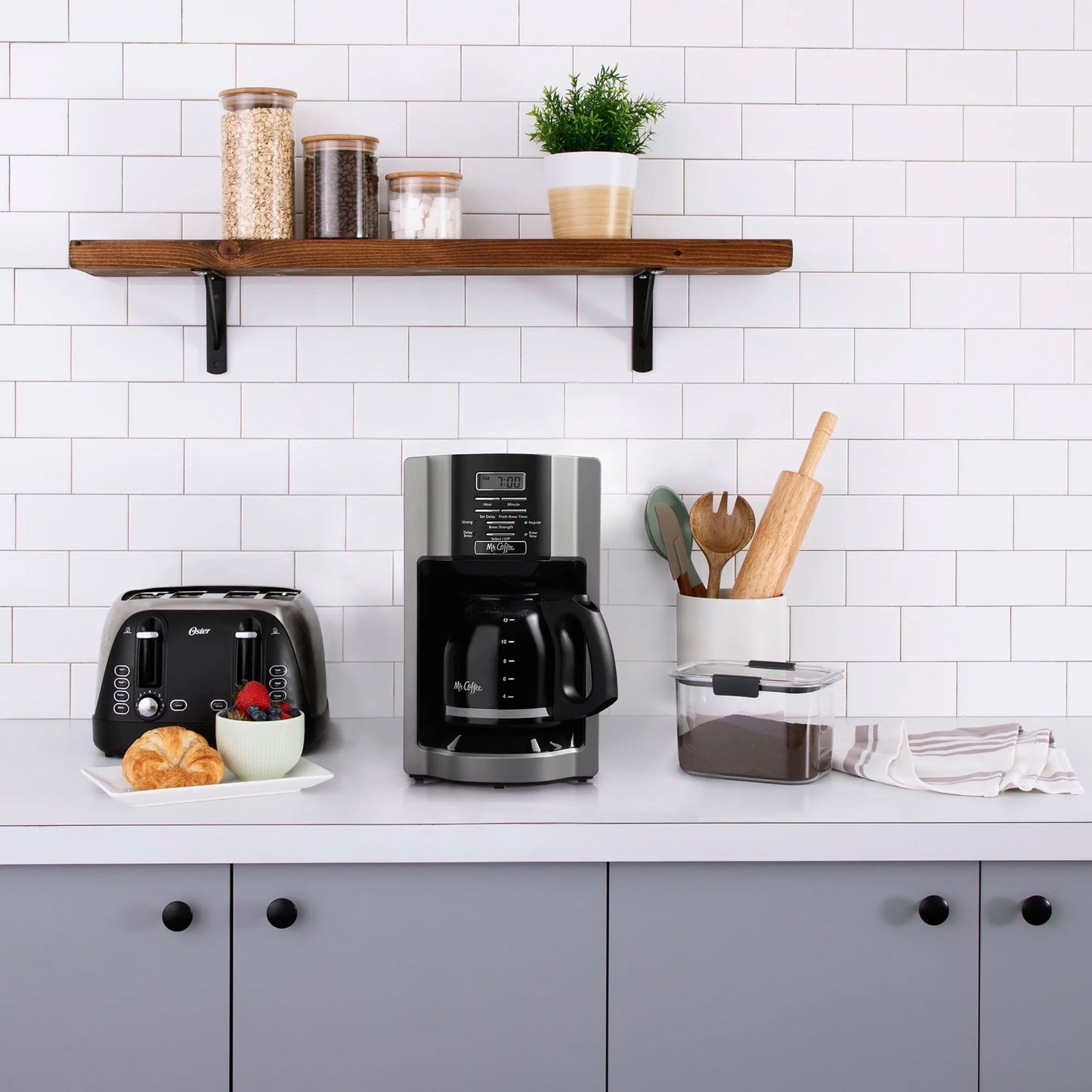 Cafetière programmable 12 tasses à infusion rapide, couleur argent