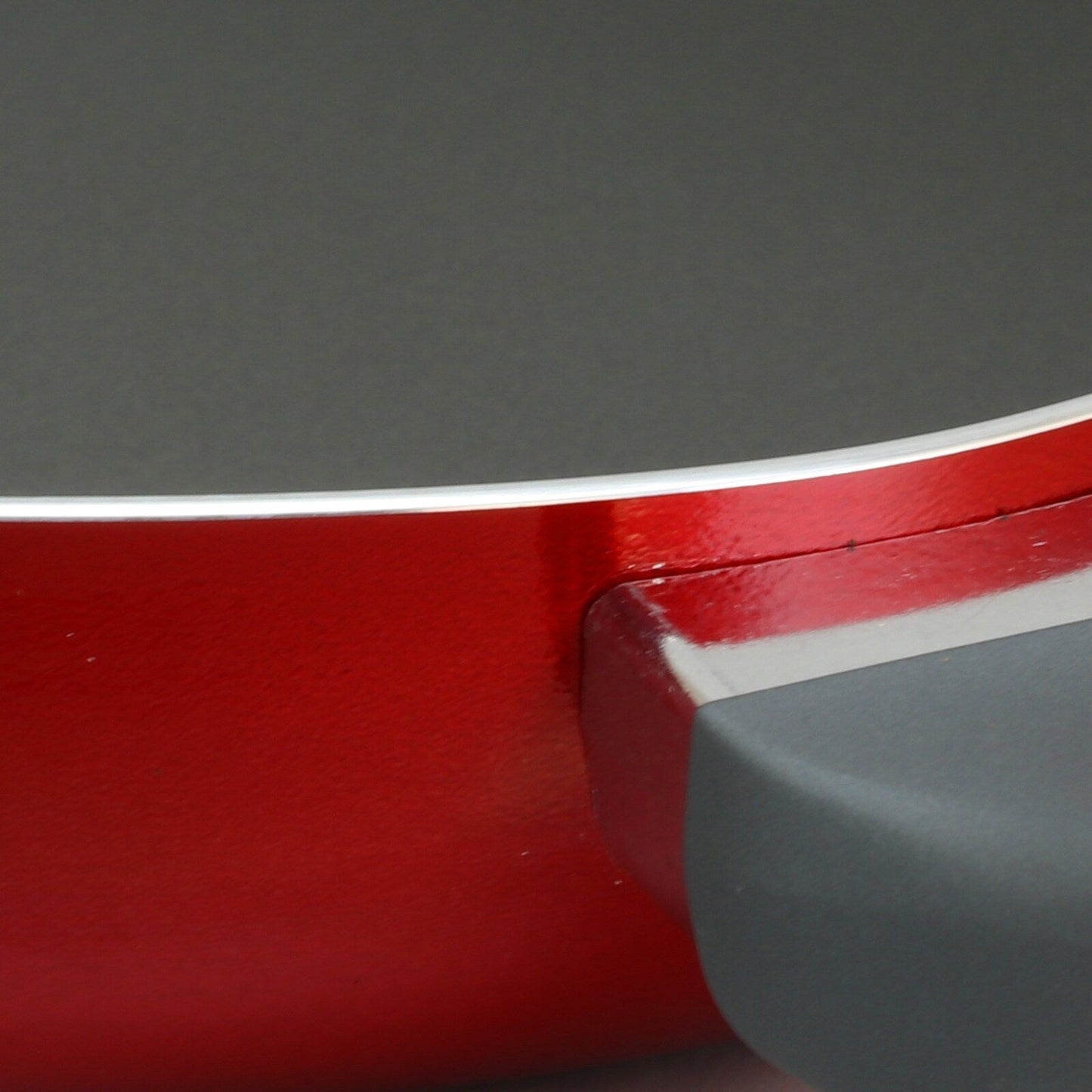 Poêle à frire de 12 pouces en rubis brillant