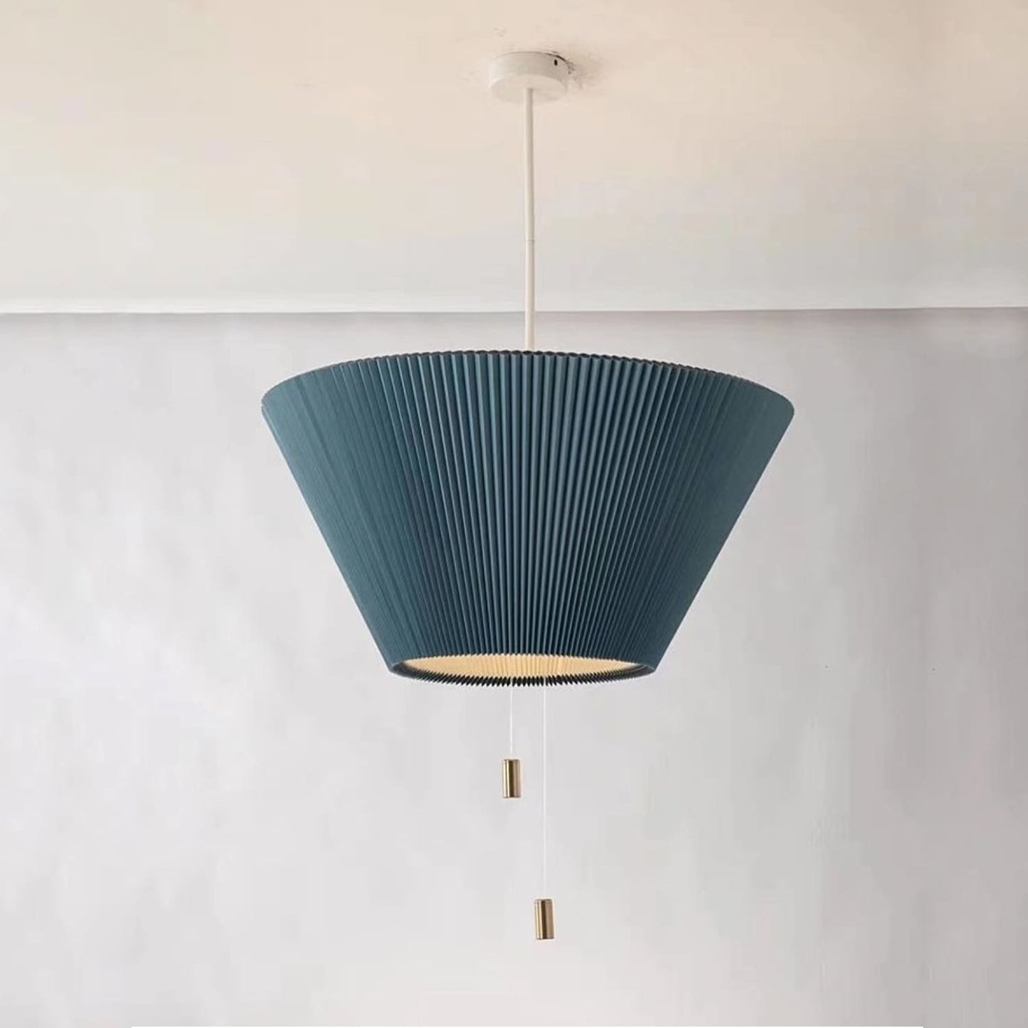 Suspension LED postmoderne 16-23 avec abat-jour réglable