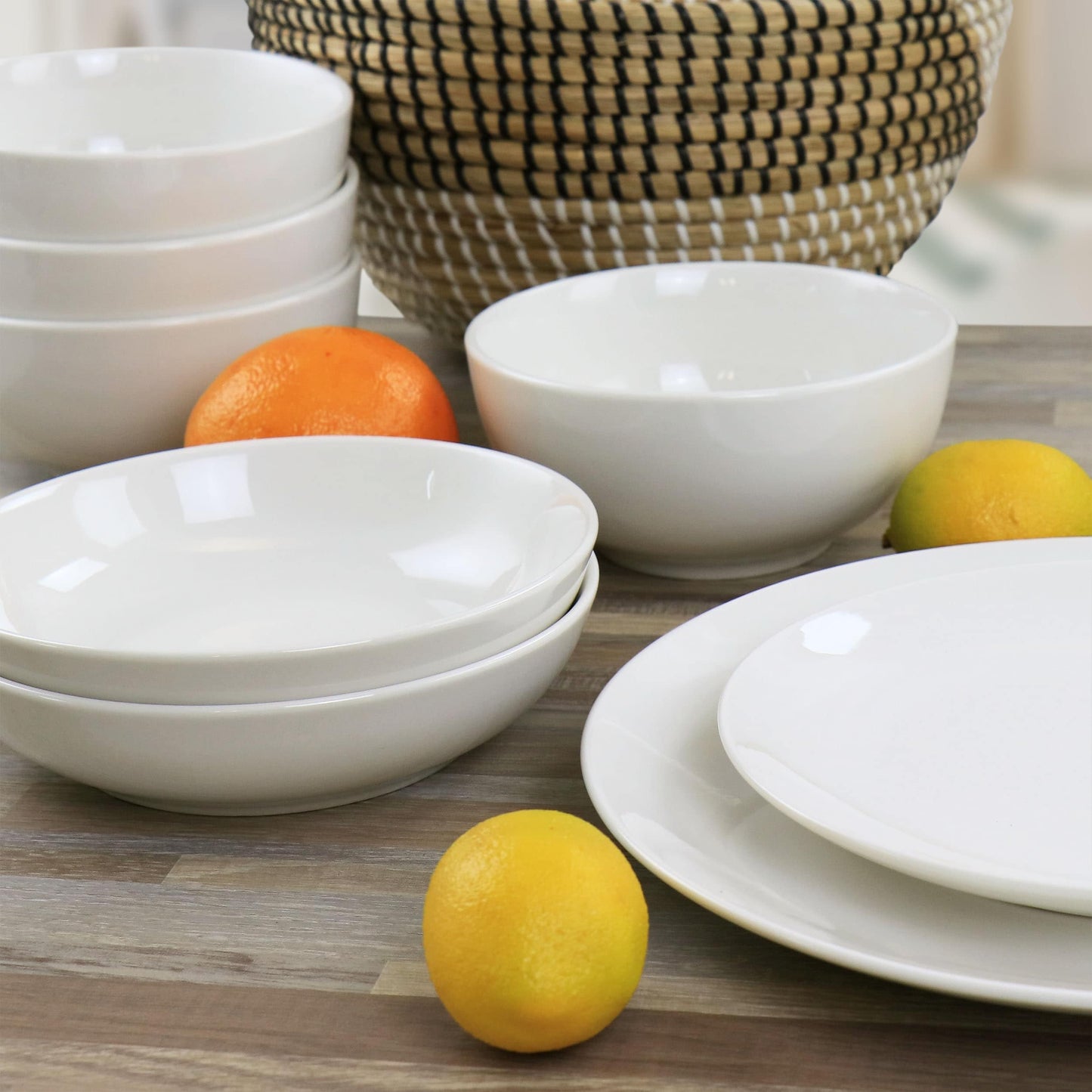 Service de table 16 pièces en porcelaine avec deux bols
