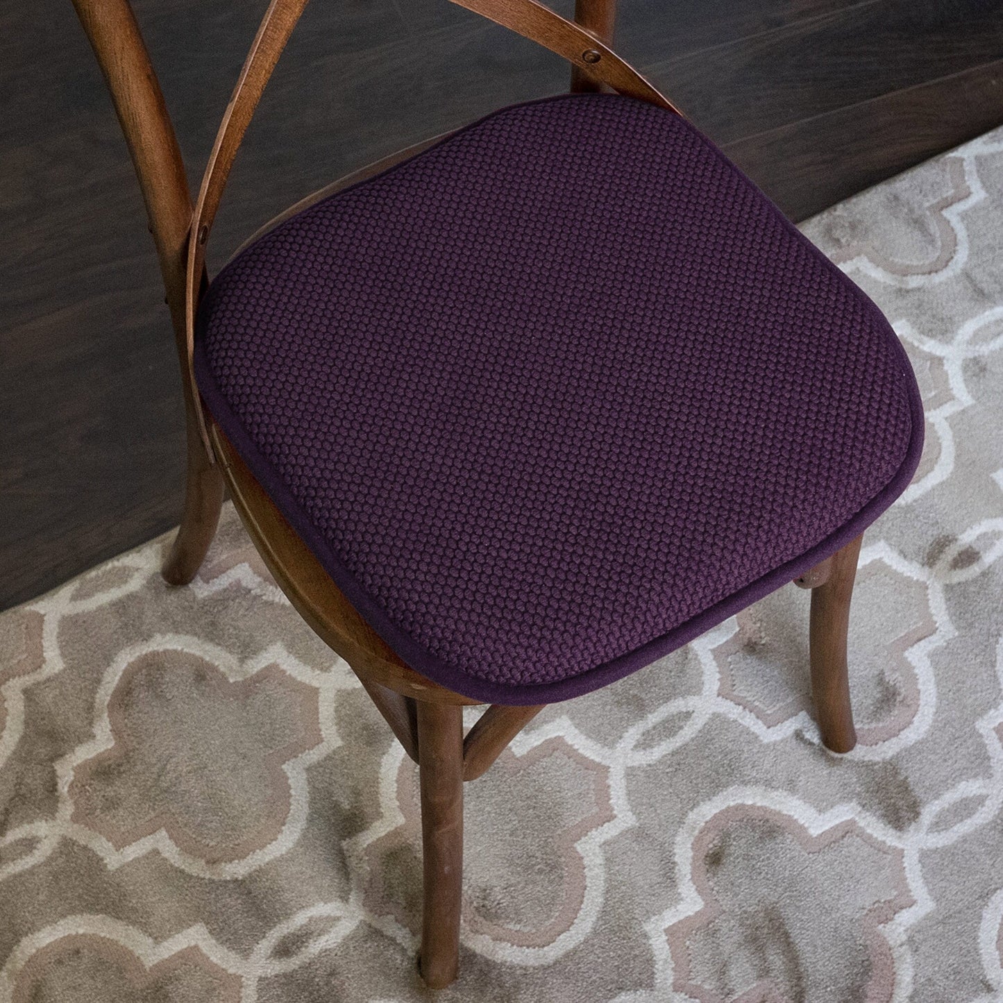 Coussins de siège carrés antidérapants en mousse à mémoire de forme de 16 po (2 ou 4) - 16 x 16