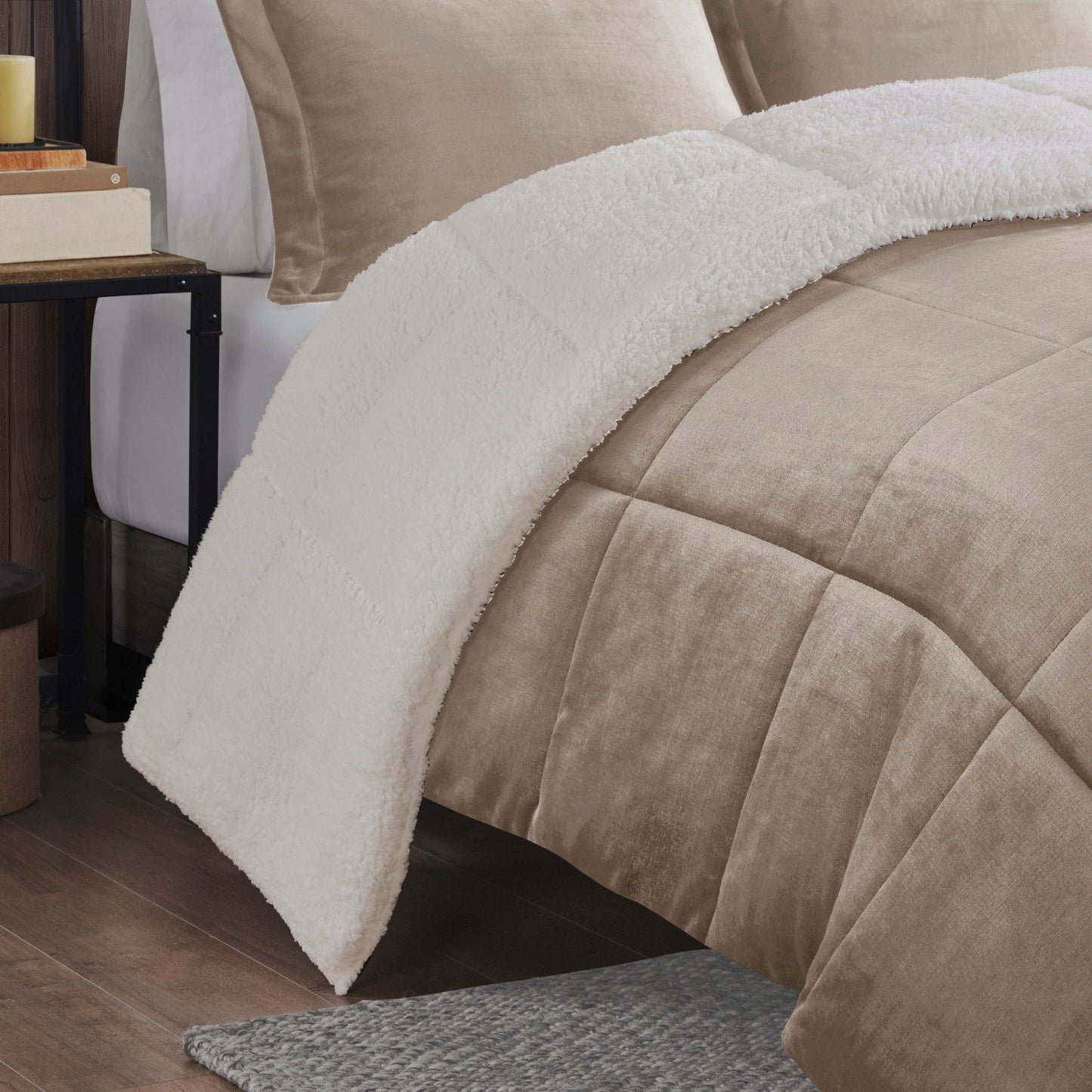 Parure de couette Woolrich Alton en duvet synthétique et sherpa