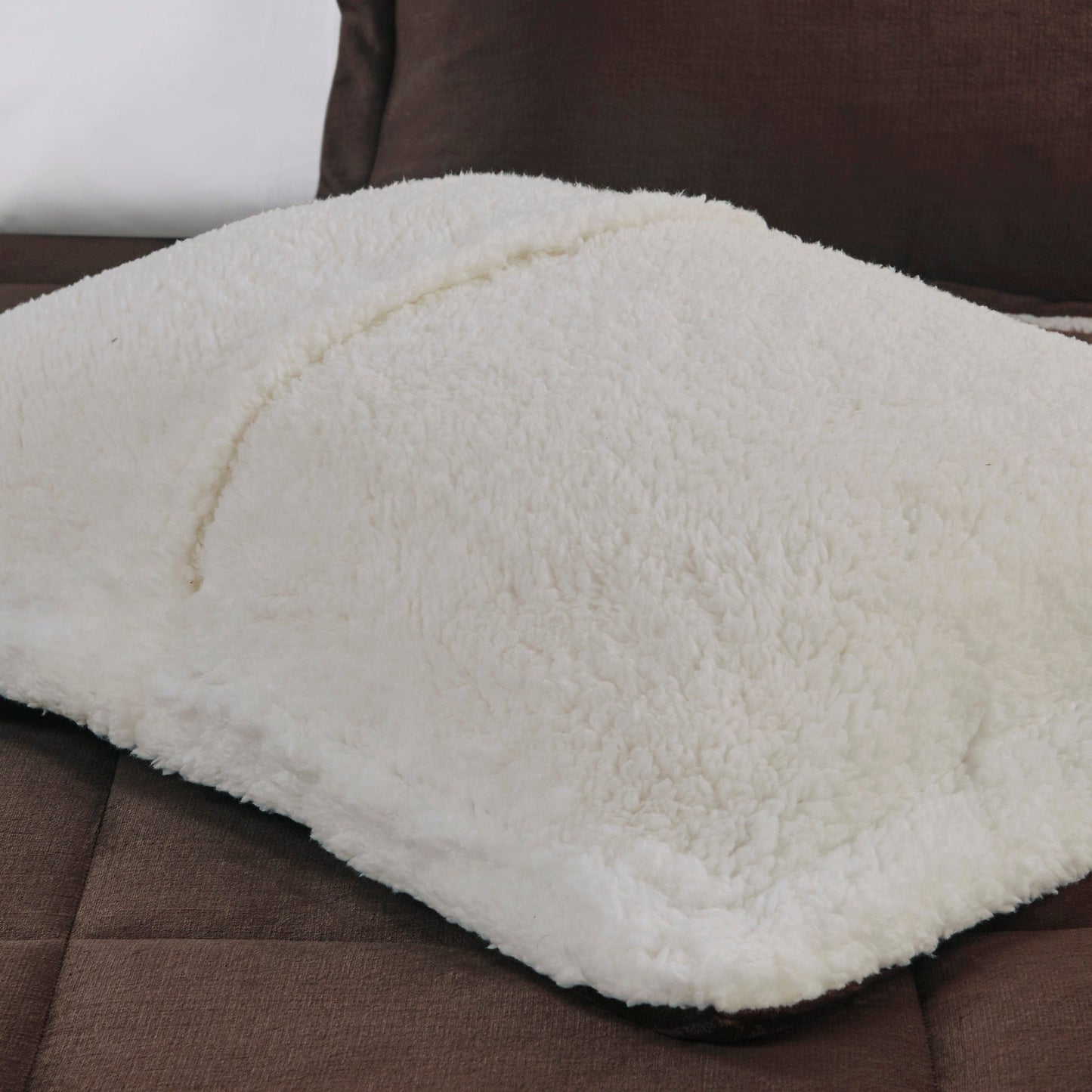 Parure de couette Woolrich Alton en duvet synthétique et sherpa
