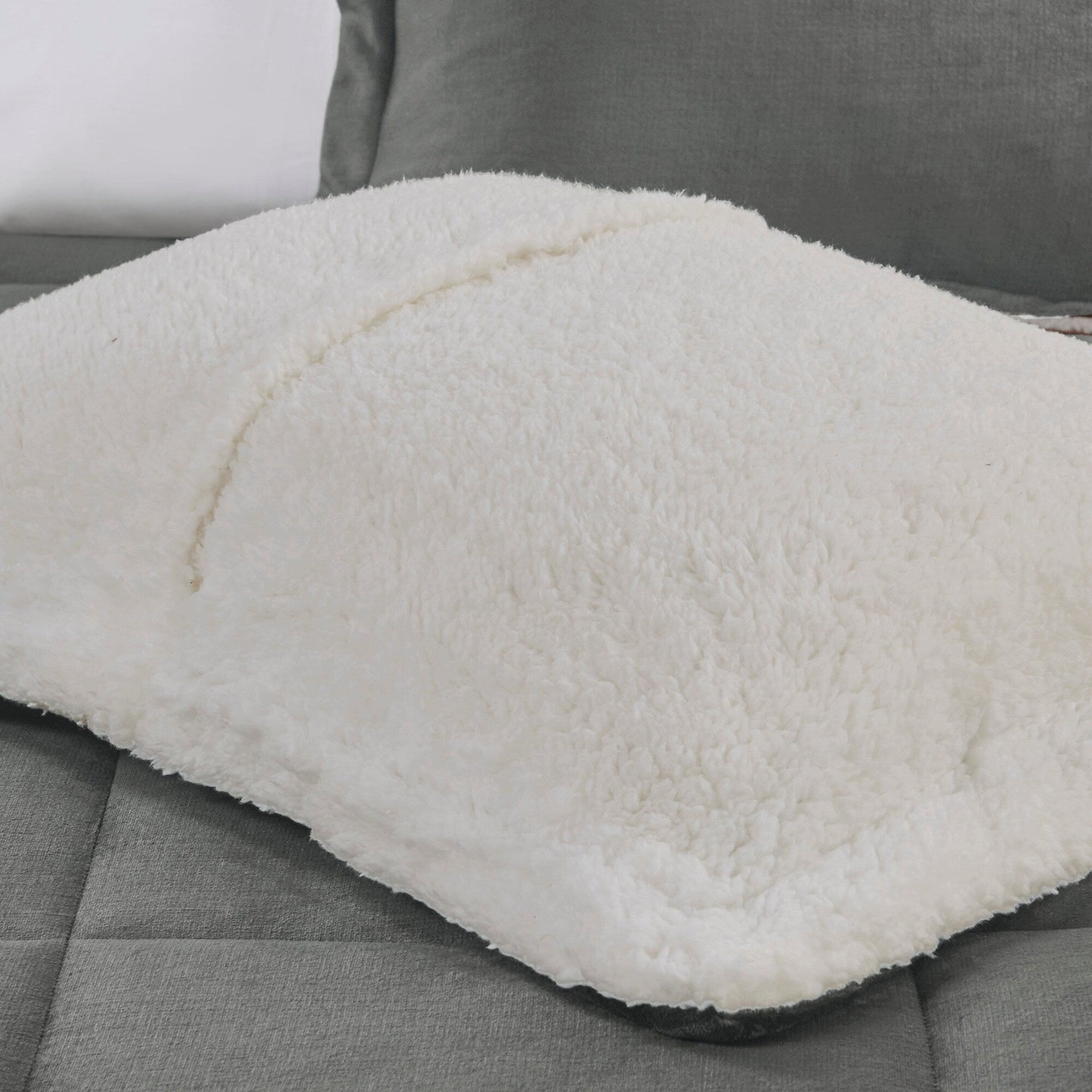 Parure de couette Woolrich Alton en duvet synthétique et sherpa