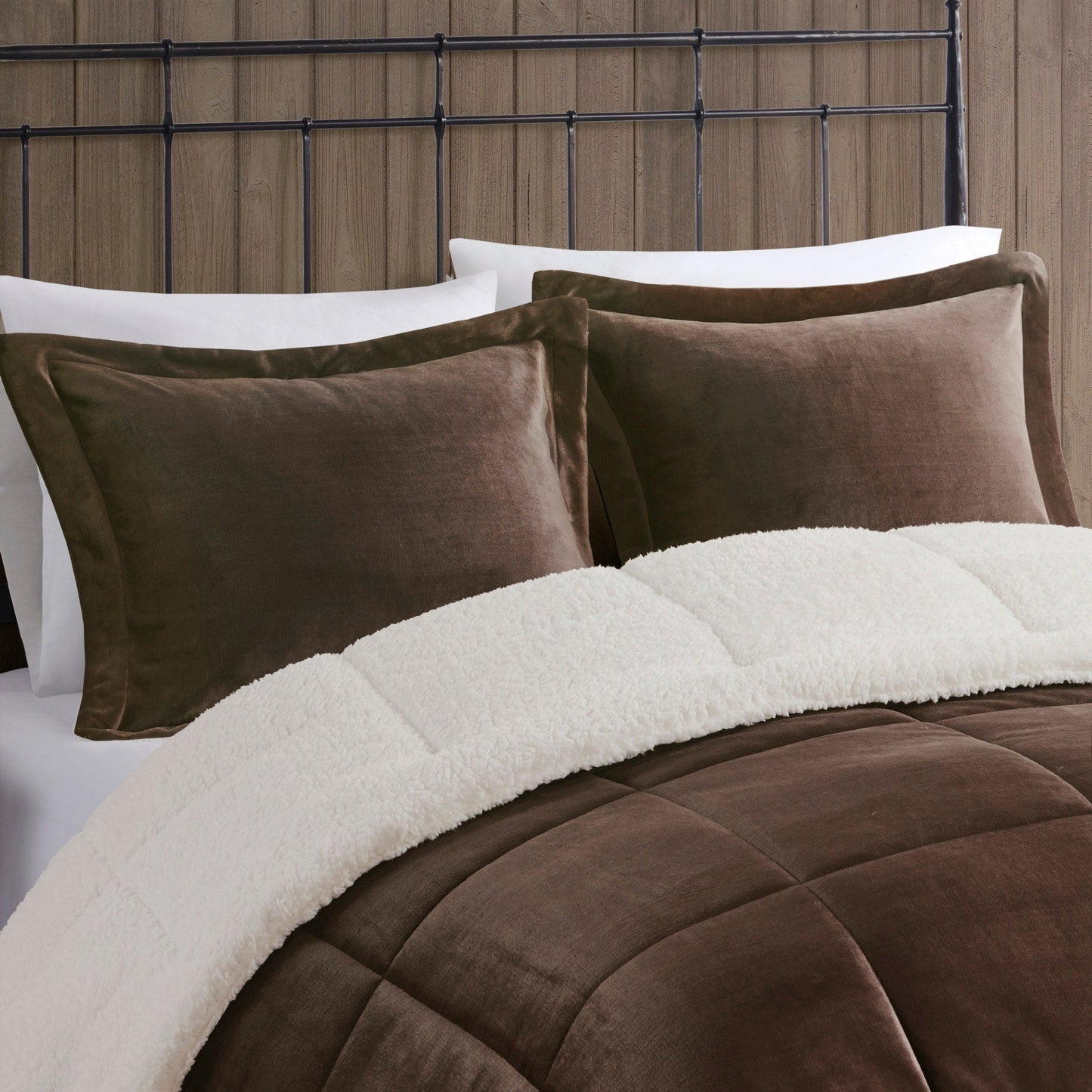 Parure de couette Woolrich Alton en duvet synthétique et sherpa