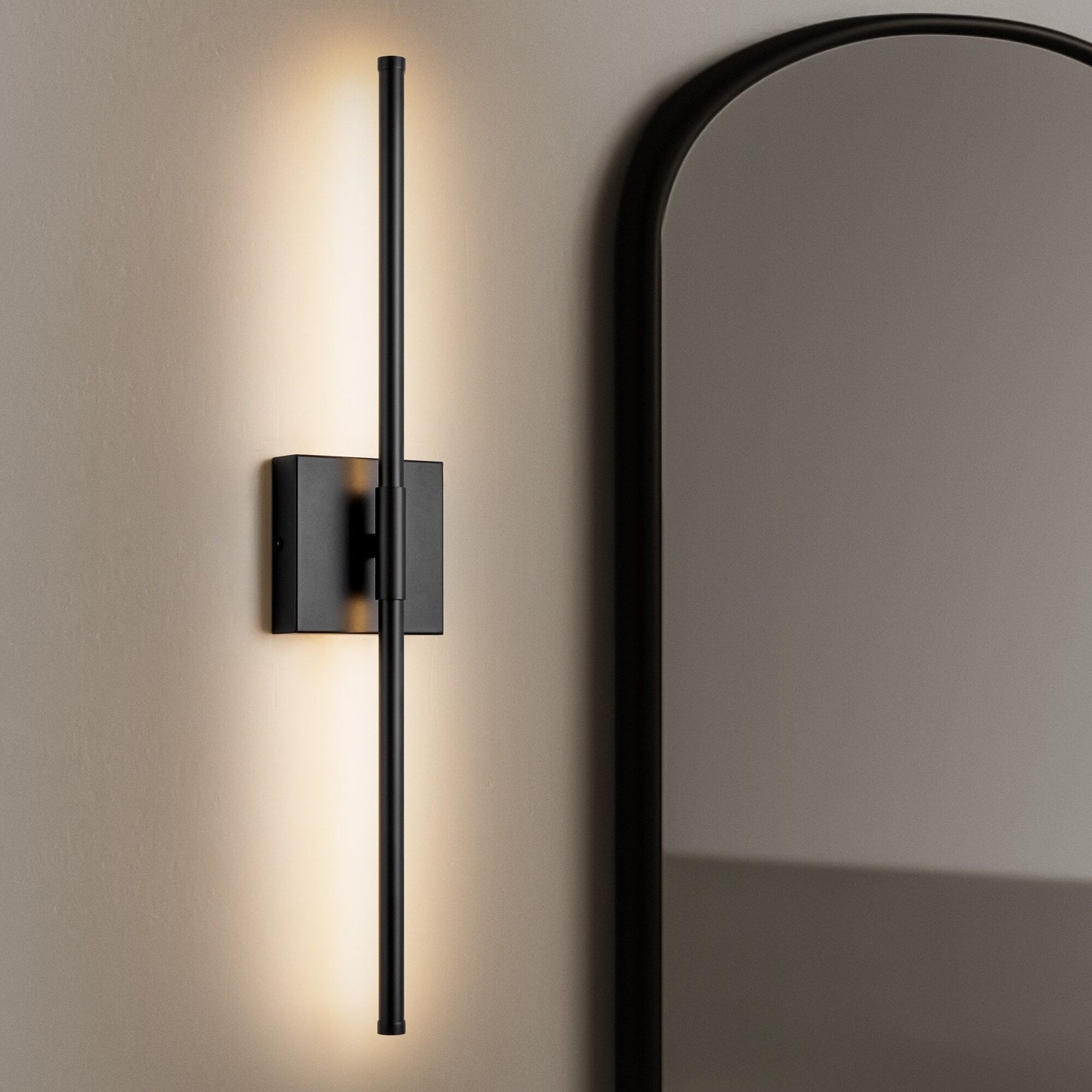 Applique murale de salle de bain à 1 lumière, linéaire et moderne, à intensité variable, à DEL intégrée, de 23,6 po