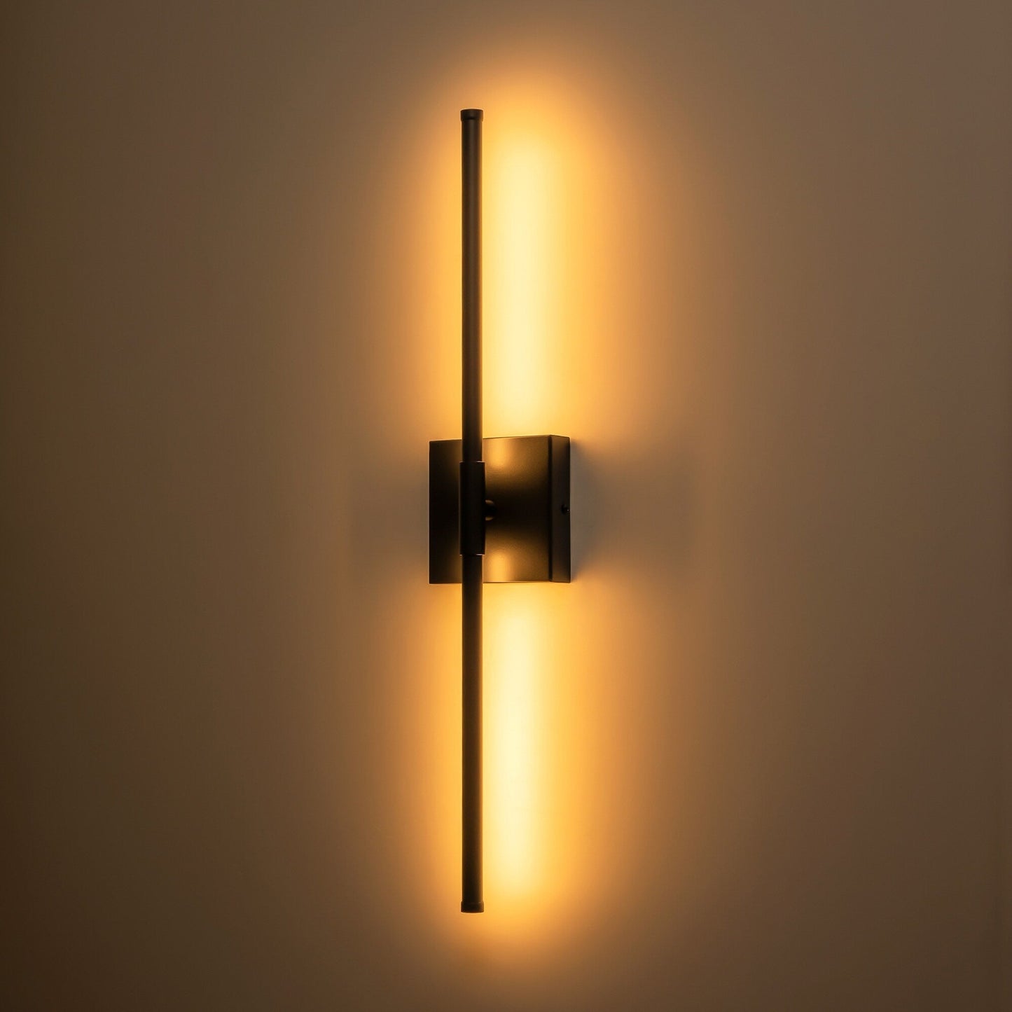Applique murale de salle de bain à 1 lumière, linéaire et moderne, à intensité variable, à DEL intégrée, de 23,6 po