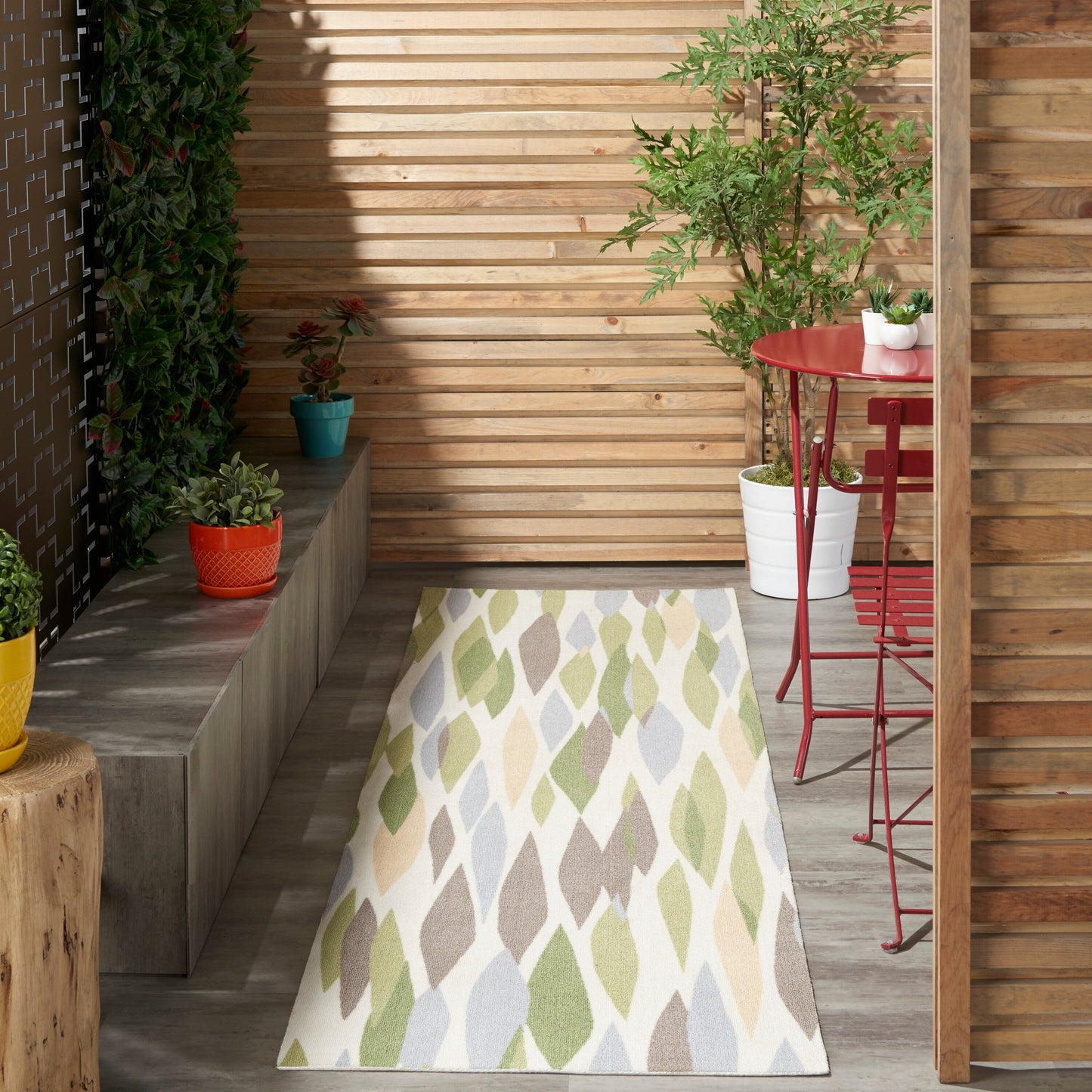 Waverly Sun N' Shade Modern Abstract Indoor Outdoor Area Rug