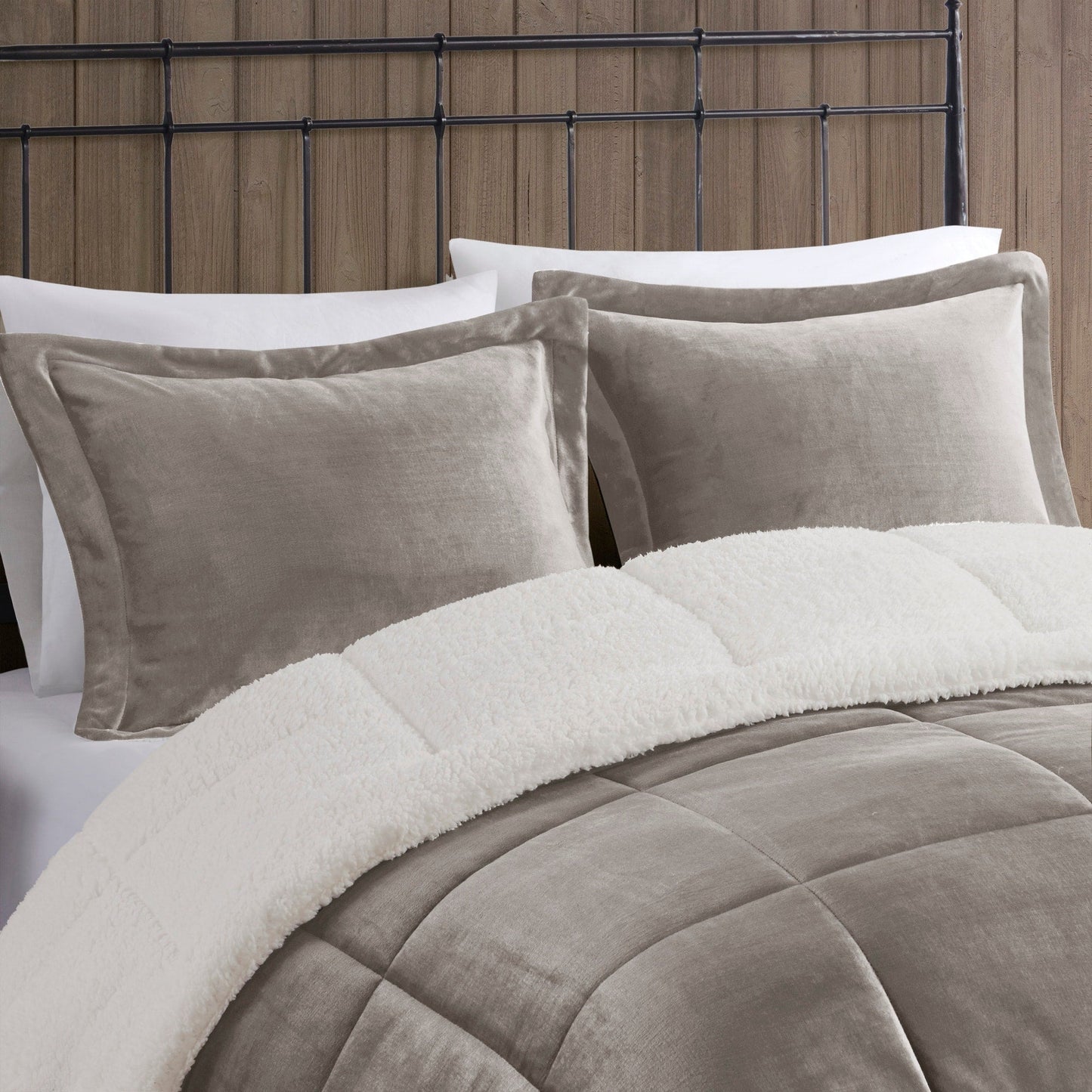 Parure de couette Woolrich Alton en duvet synthétique et sherpa
