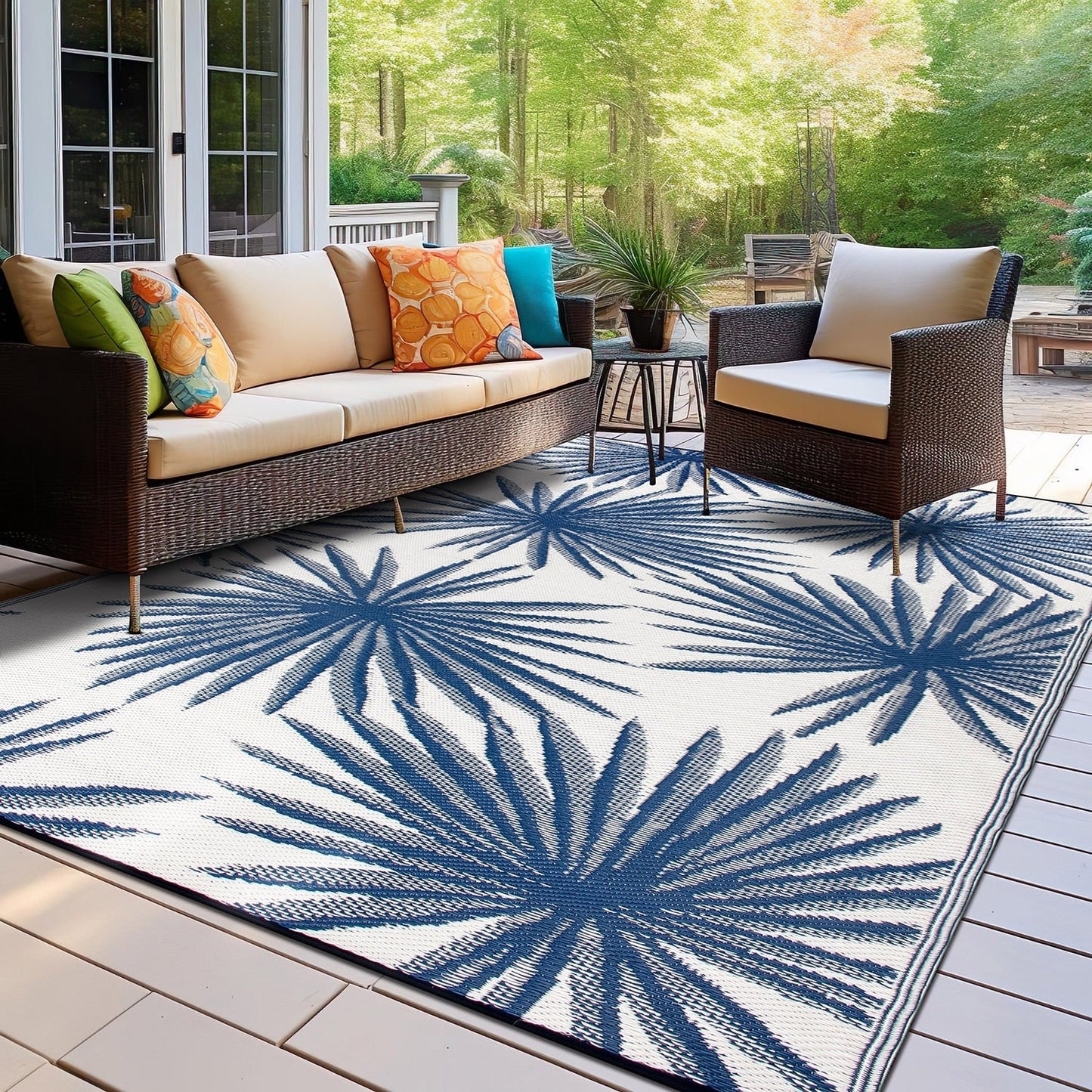 Tapis d'extérieur réversibles en plastique recyclé à motif floral tropical de la World Rug Gallery