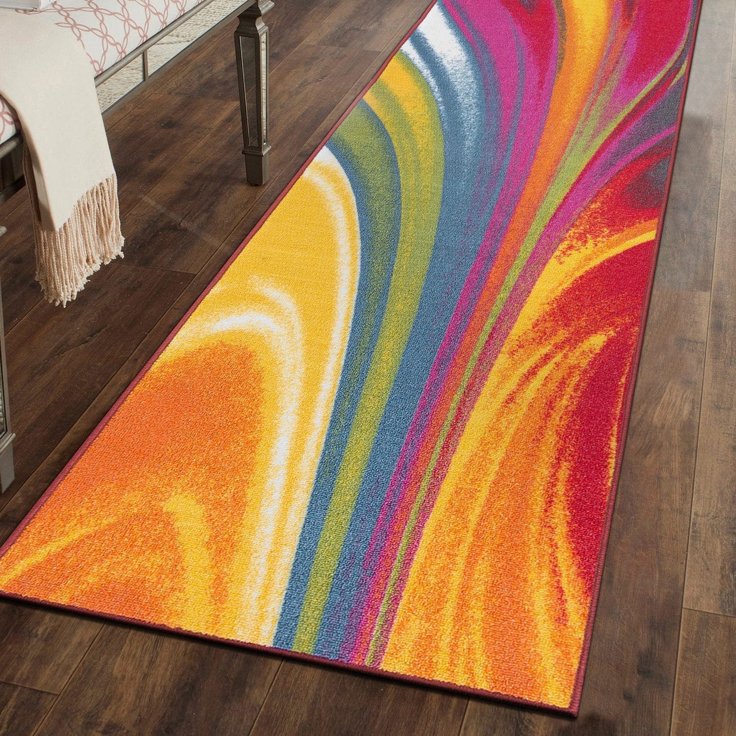 Tapis antidérapant multicolore à vagues contemporaines et modernes de la World Rug Gallery