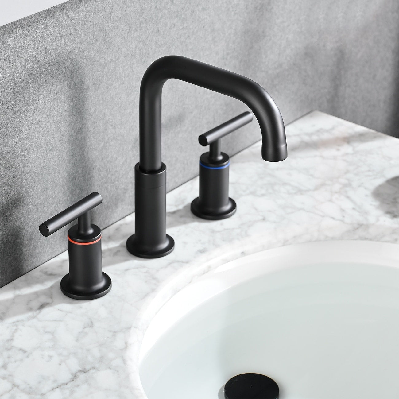 Robinet de lavabo de salle de bain de luxe Yasinu de 8 pouces avec bonde escamotable